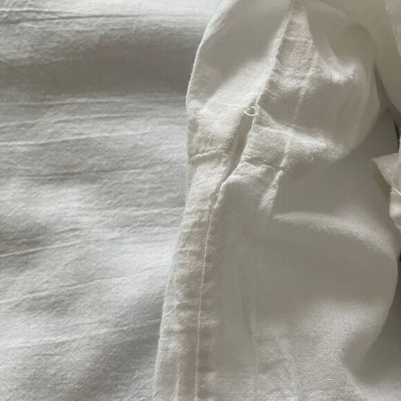 Style Envy Women's Floral Eyelet Embroidered Bell Sleeve Crew Neck Blouse Top - Picture 11 of 14